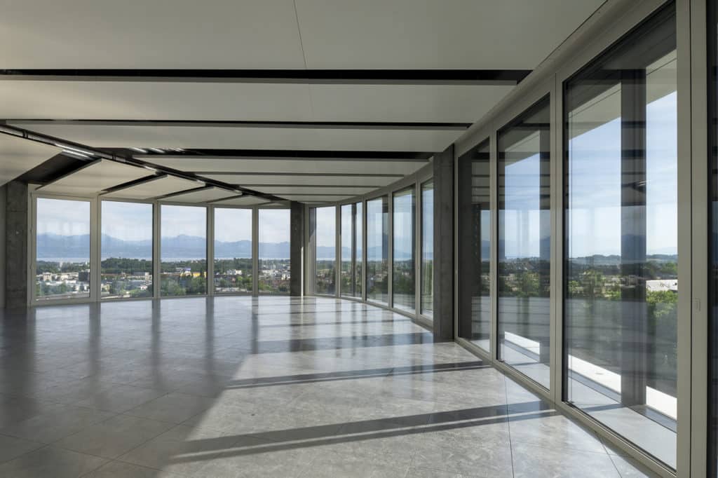 Espaces de bureaux brutes à Cocoon